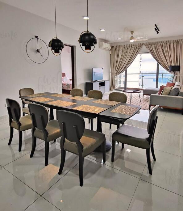 Bay Laurel, Country Garden Danga Bay Homestay By Welcome Home Johor Bahru Exterior photo