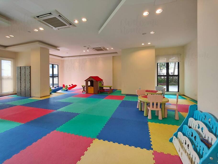 Bay Laurel, Country Garden Danga Bay Homestay By Welcome Home Johor Bahru Exterior photo